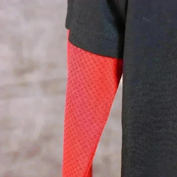 Kid's Size L (10/12) AND1 black/red long sleeve jersey basketball player graphic - Picture 3 of 11